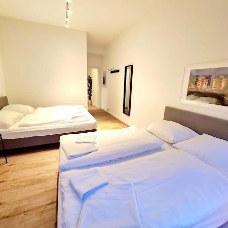Apartment 1 Hamburg Winterhude Экстерьер фото